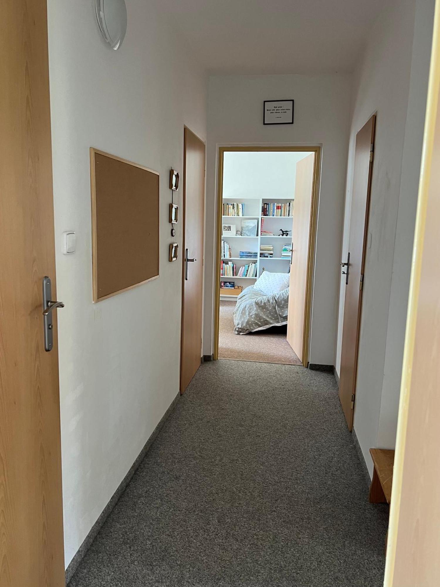 Apartman Pod Studenou Horou โรกีนีซ นัด ยีเซอโร ภายนอก รูปภาพ