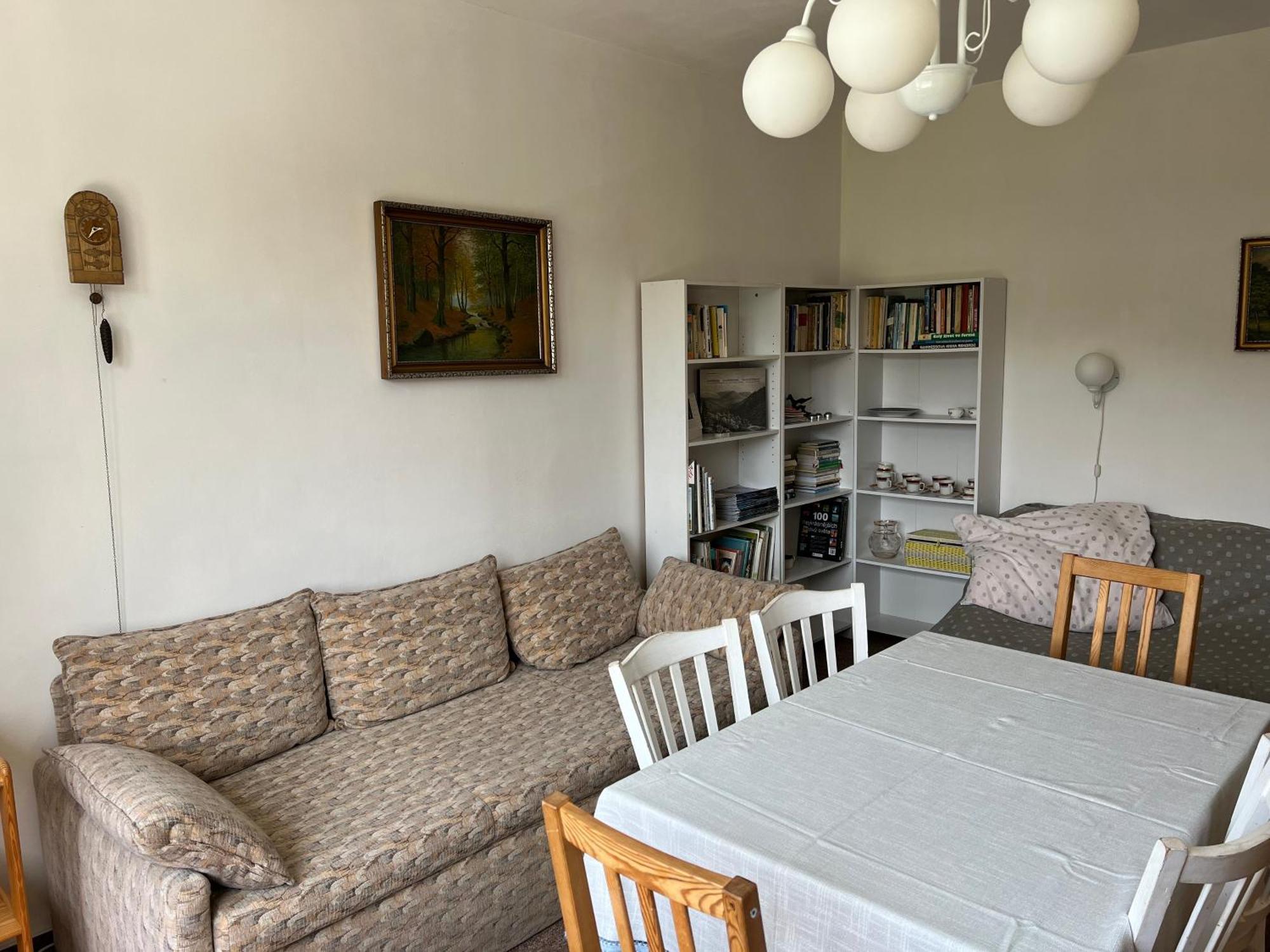 Apartman Pod Studenou Horou โรกีนีซ นัด ยีเซอโร ภายนอก รูปภาพ