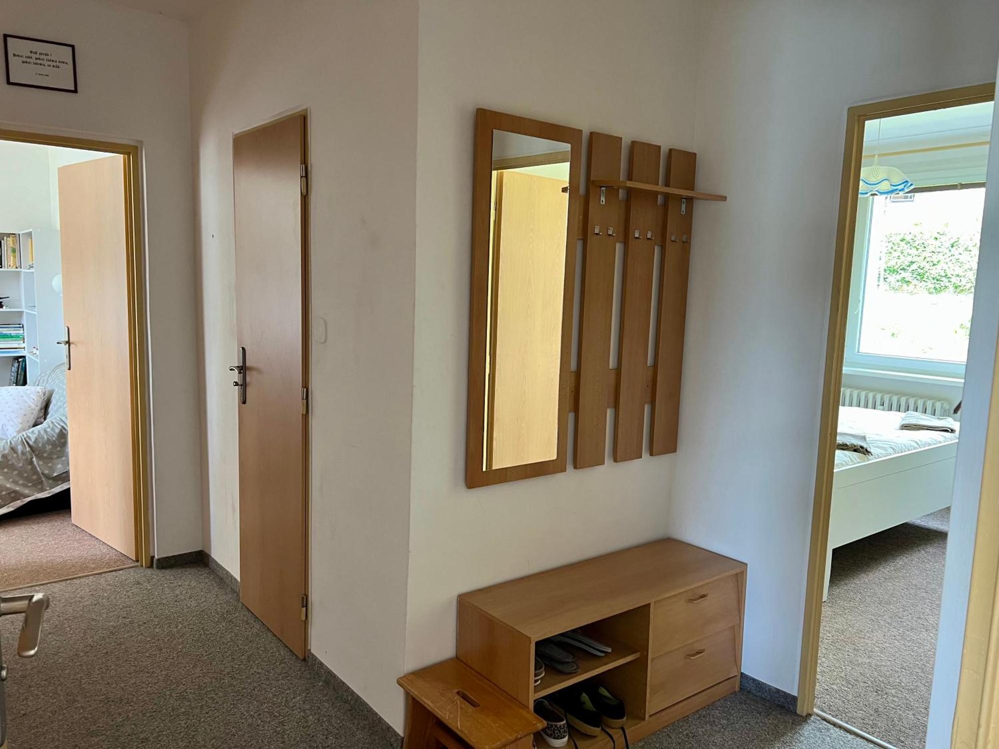 Apartman Pod Studenou Horou โรกีนีซ นัด ยีเซอโร ภายนอก รูปภาพ