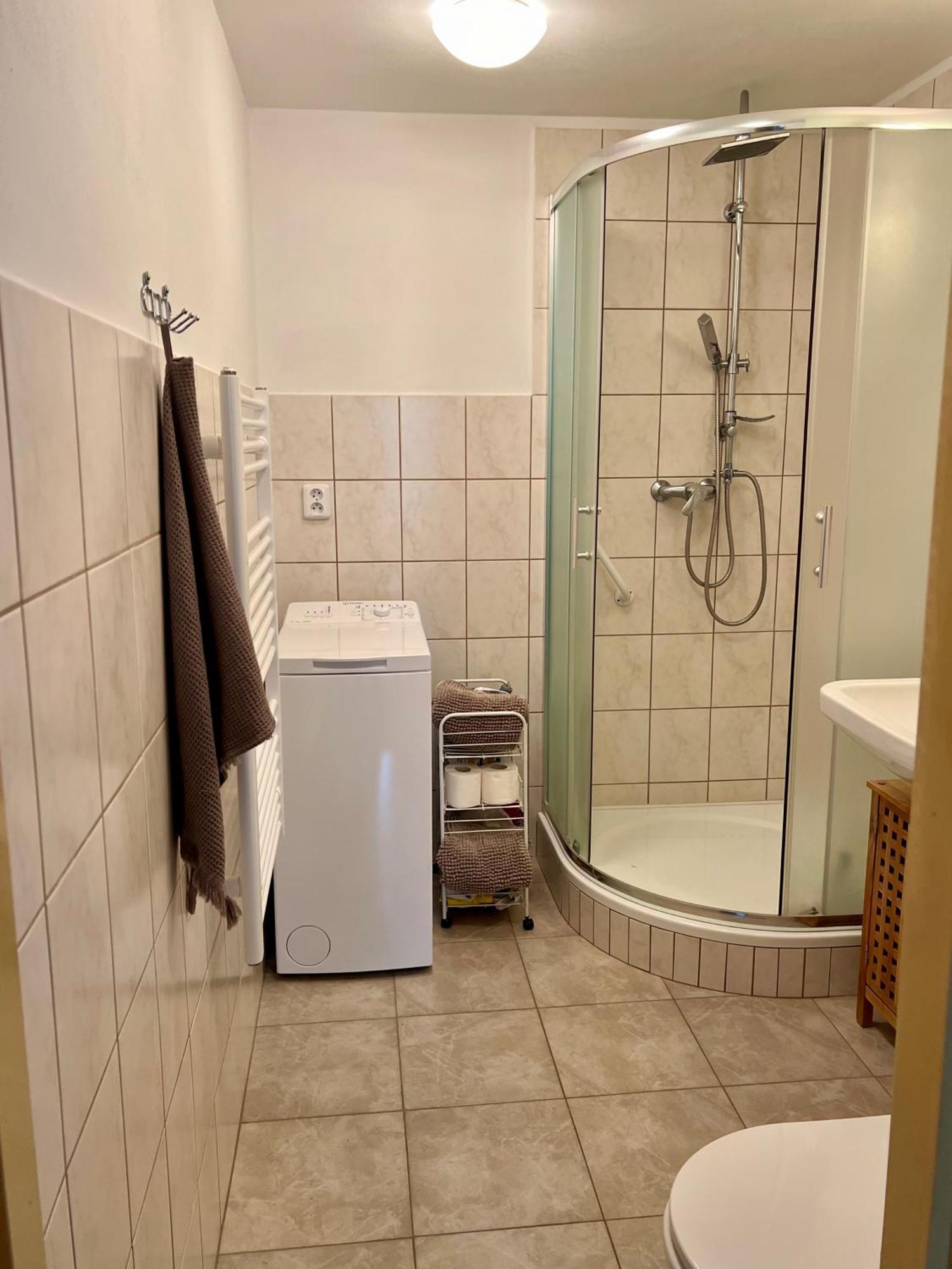 Apartman Pod Studenou Horou โรกีนีซ นัด ยีเซอโร ภายนอก รูปภาพ